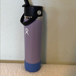 Hydro Flask Purple Water Bottle with Straw Lid and Boot